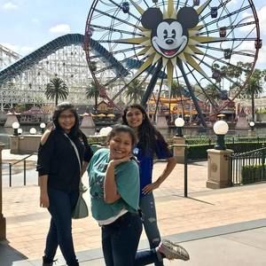 Meet your Posher, Eva